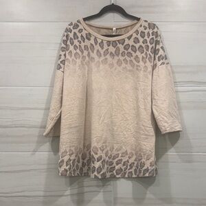 Elegant Beige Leopard Print Long Sleeve Top